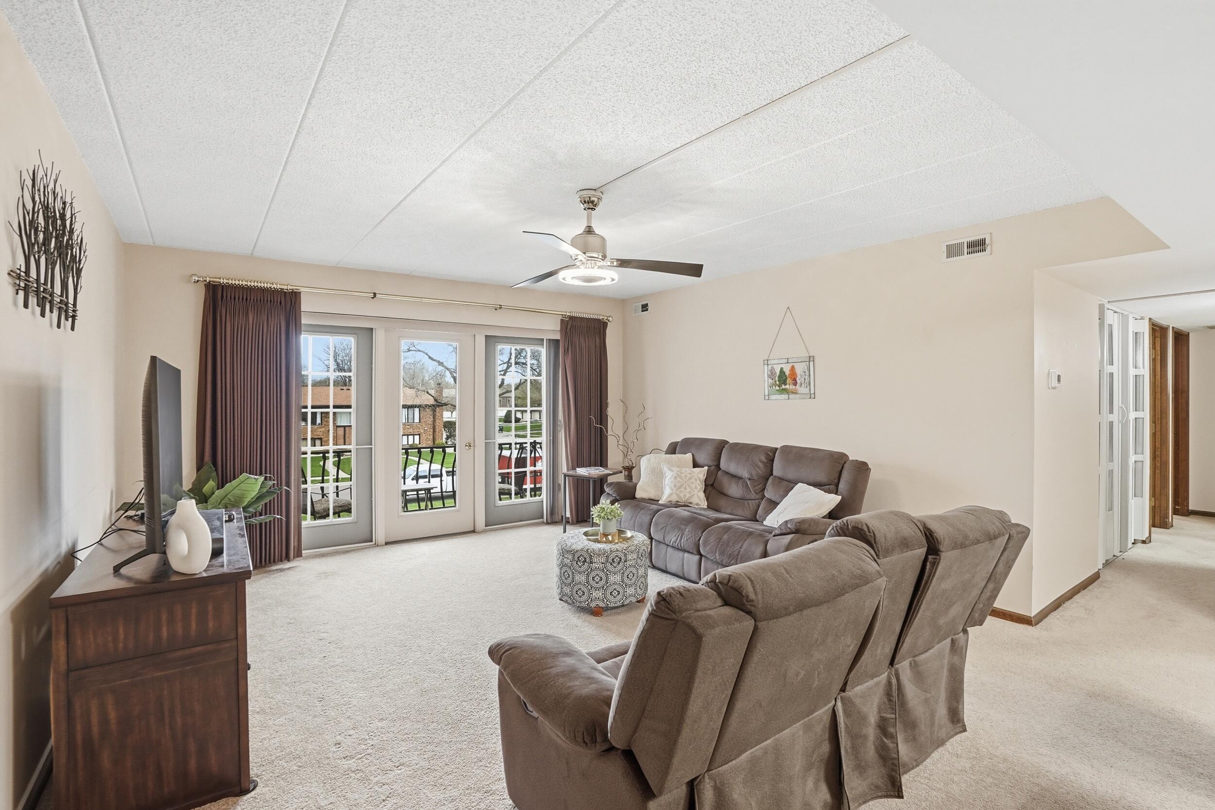 8831 Harrison Avenue 202