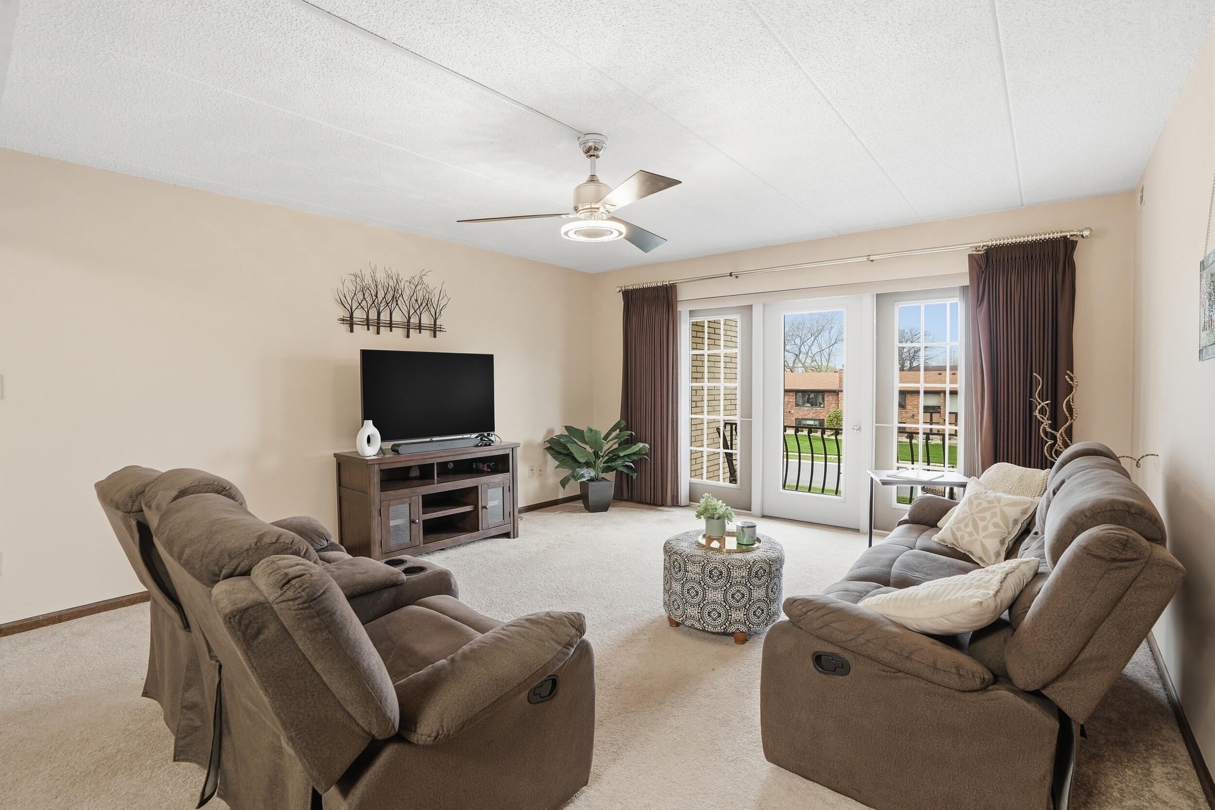 8831 Harrison Avenue 202