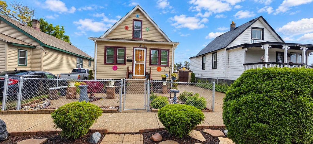 Photo of 4617 Oak Avenue, Hammond, IN 46327 (MLS # 846239)