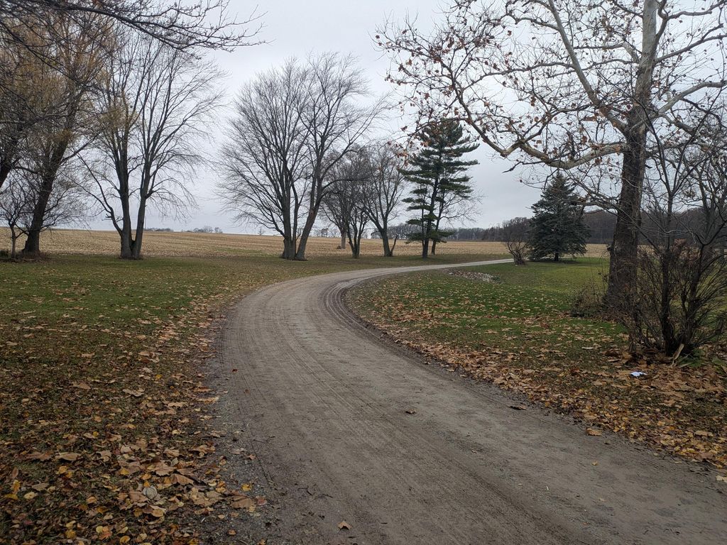 Photo of 15605 W 185th Avenue, Lowell, IN 46356 (MLS # 831381)