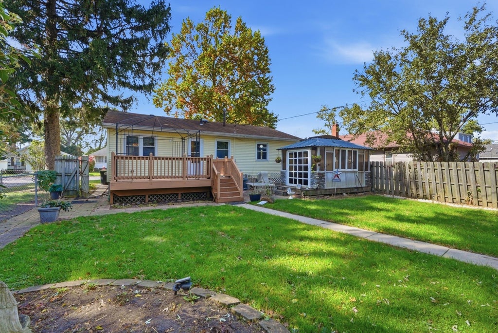 Photo of 759 Water Street, Hobart, IN 46342 (MLS # 846816)