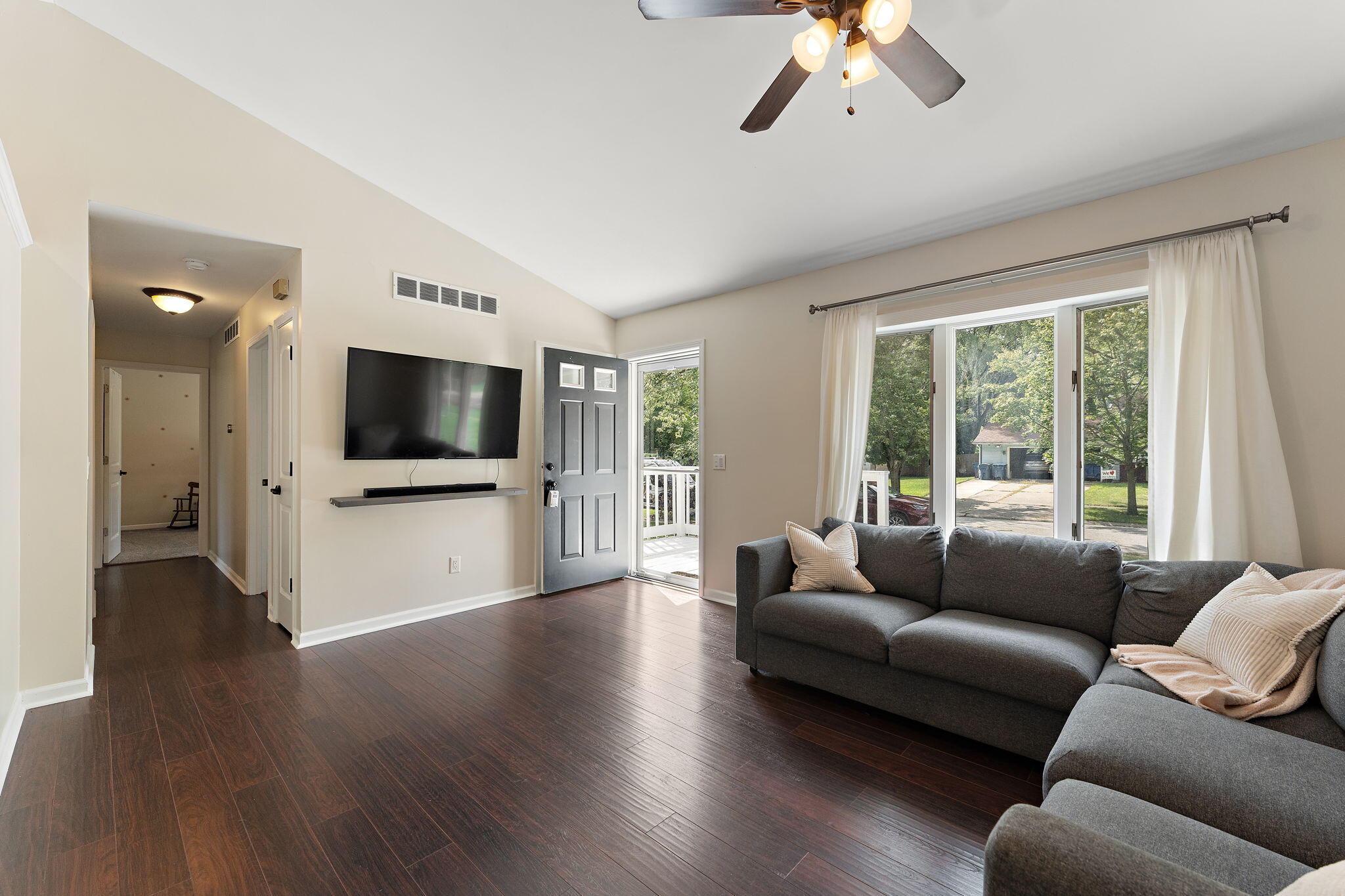 7314 S Willowbrook Drive