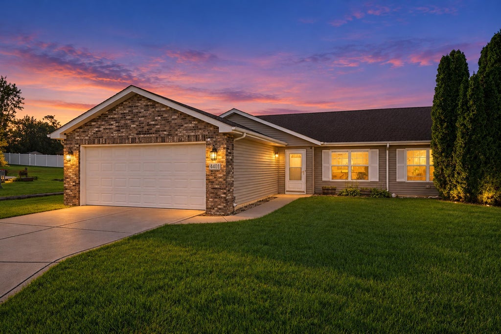 Photo of 4401 W 73rd Court, Merrillville, IN 46410 (MLS # 846585)