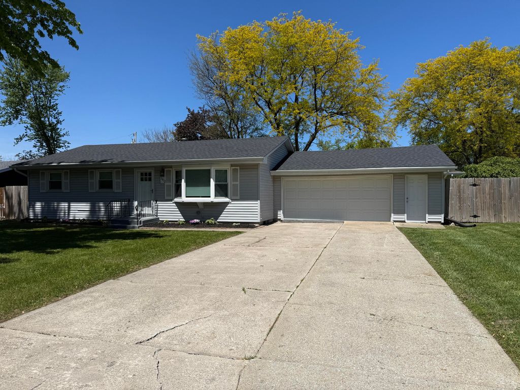 Photo of 3412 W 78th Place, Merrillville, IN 46410 (MLS # 838917)