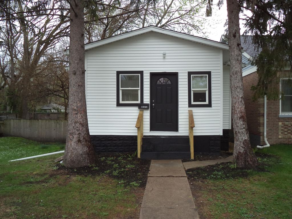 Photo of 4173 Jackson Street, Gary, IN 46408 (MLS # 837383)