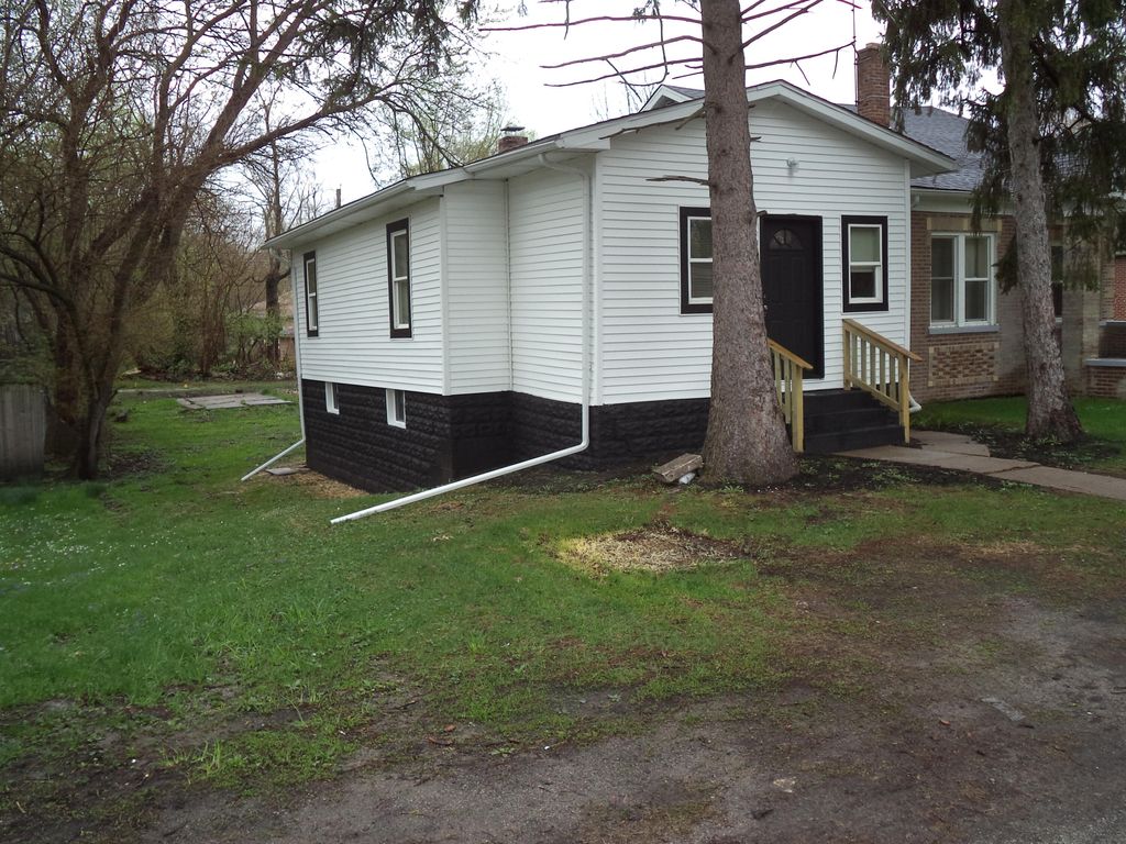 Photo of 4173 Jackson Street, Gary, IN 46408 (MLS # 837383)