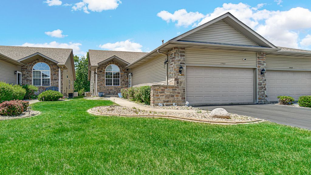 Photo of 1461 Mybeck Place, Crown Point, IN 46307 (MLS # 839924)