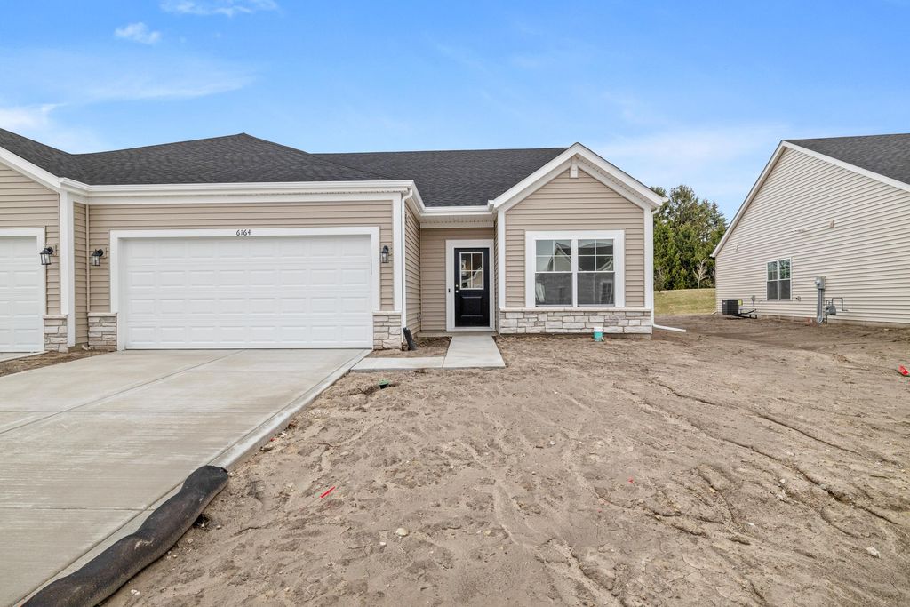 Photo of 6164 River Run Avenue, Portage, IN 46368 (MLS # 835451)