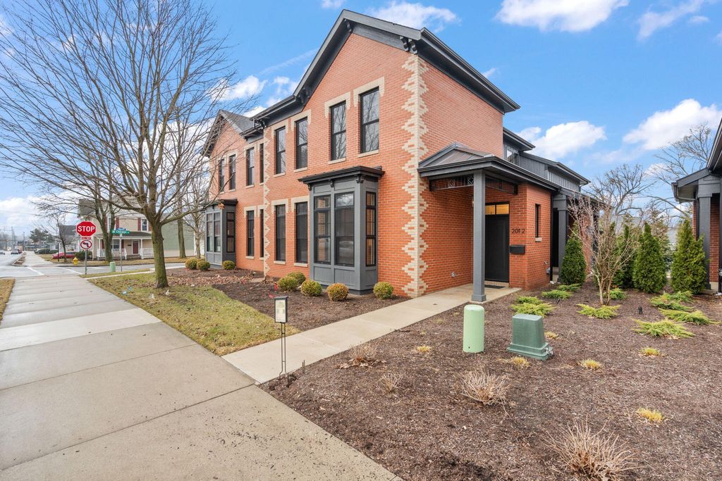 Photo of 201 N Campbell Street, Valparaiso, IN 46385 (MLS # 839153)