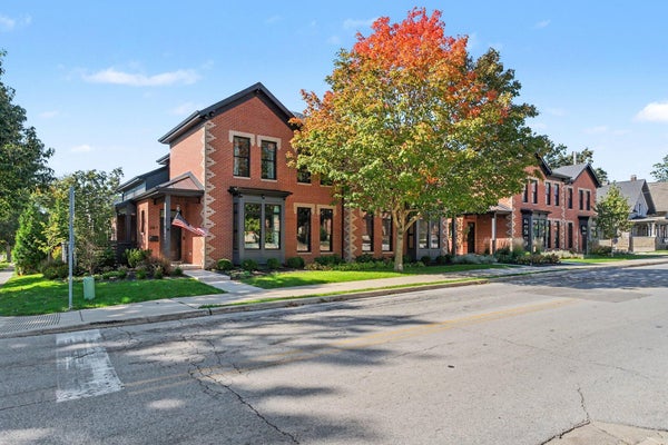 201 CAMPBELL ST, VALPARAISO, IN 46385 - Image 660d3aef899d8567f10d2ea5b2e43940/4148084989