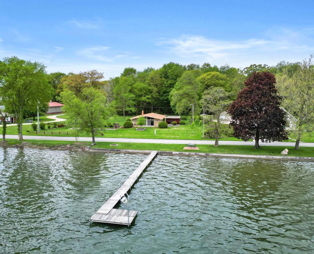 Photo of 5100 S County Rd 210, Knox, IN 46534 (MLS # 835860)