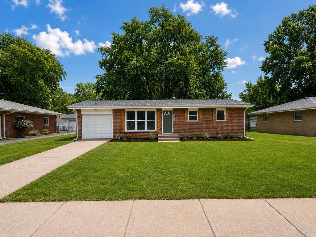 Photo of 2397 Hamstrom Road, Portage, IN 46368 (MLS # 843082)