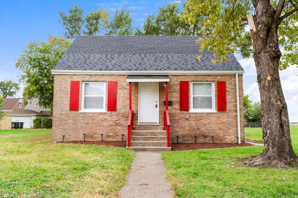 Photo of 514 Spring Street, East Chicago, IN 46312 (MLS # 829966)