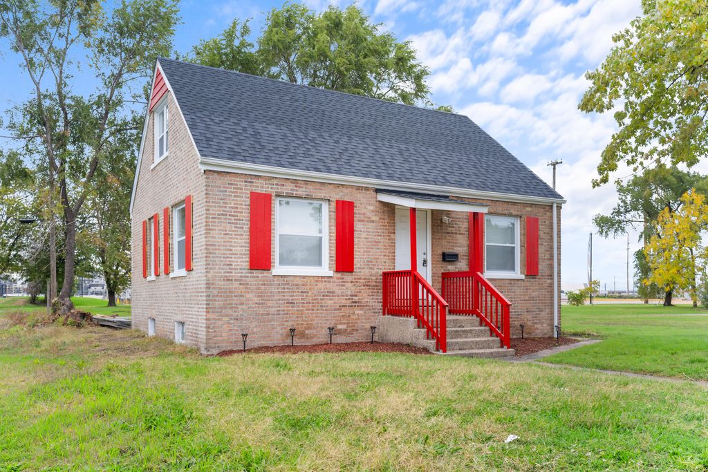 Photo of 514 Spring Street, East Chicago, IN 46312 (MLS # 829966)