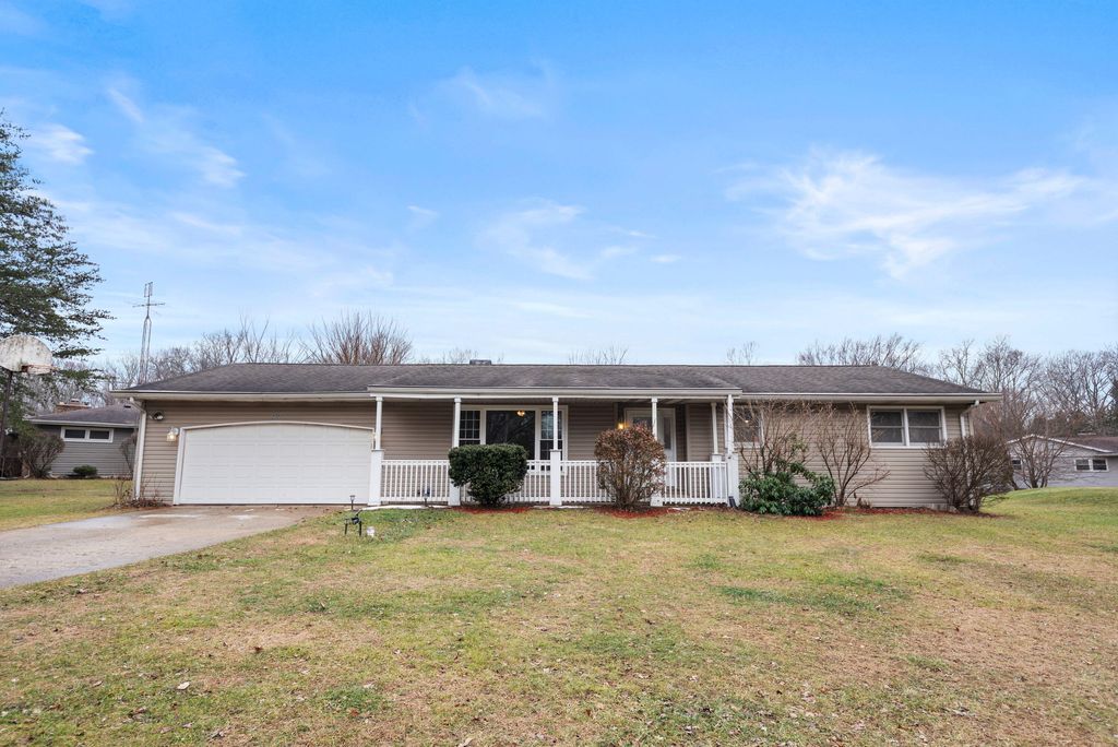 Photo of 4272 N Michael Place N, Michigan City, IN 46360 (MLS # 832640)