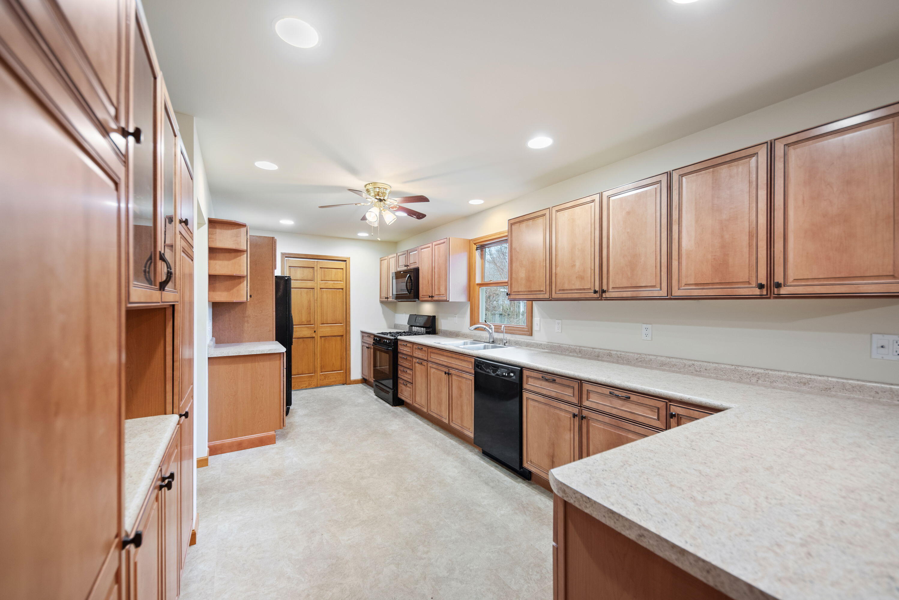 4272 N Michael Place N