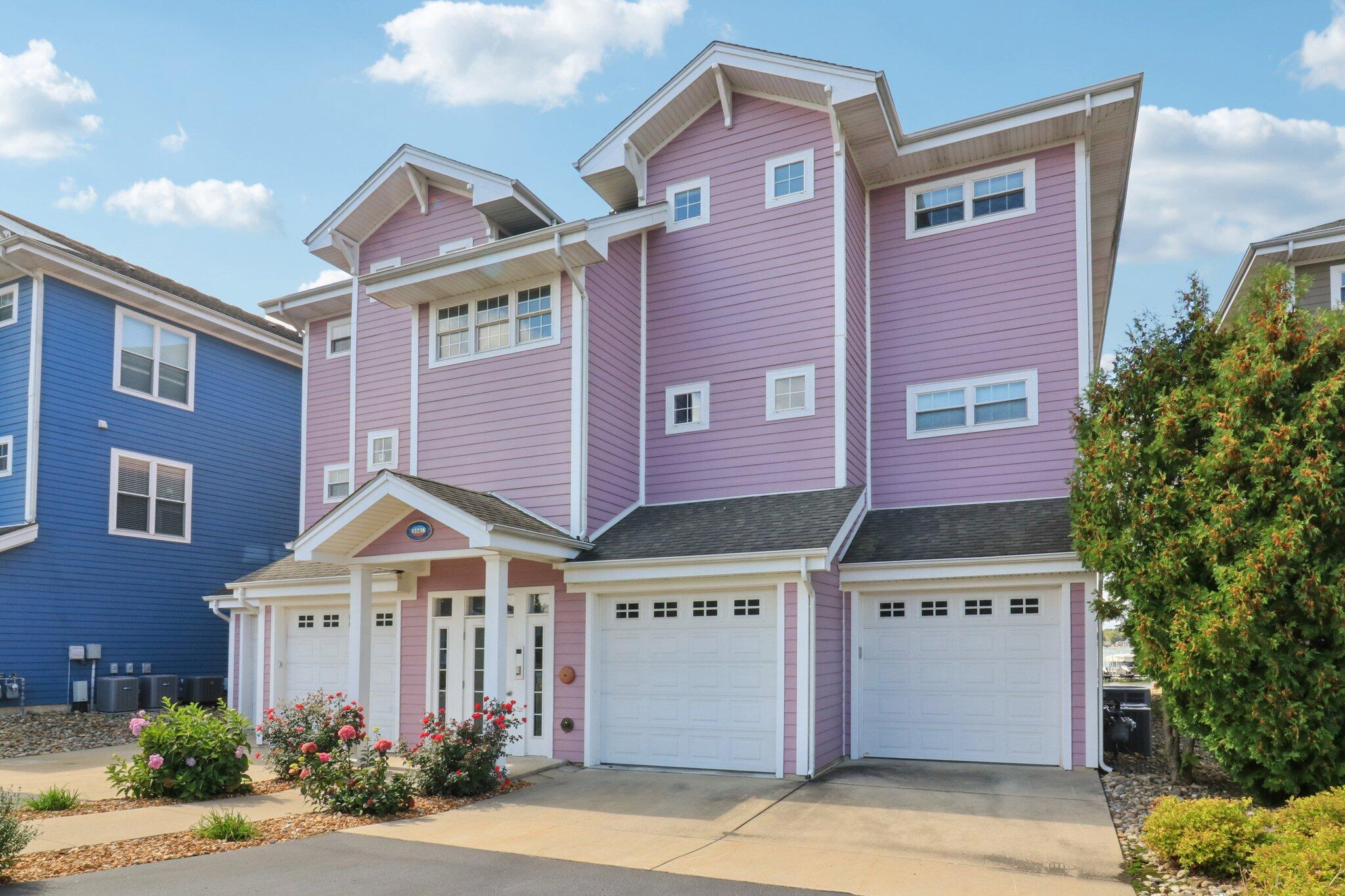 13236 E Lakeshore Drive J-302