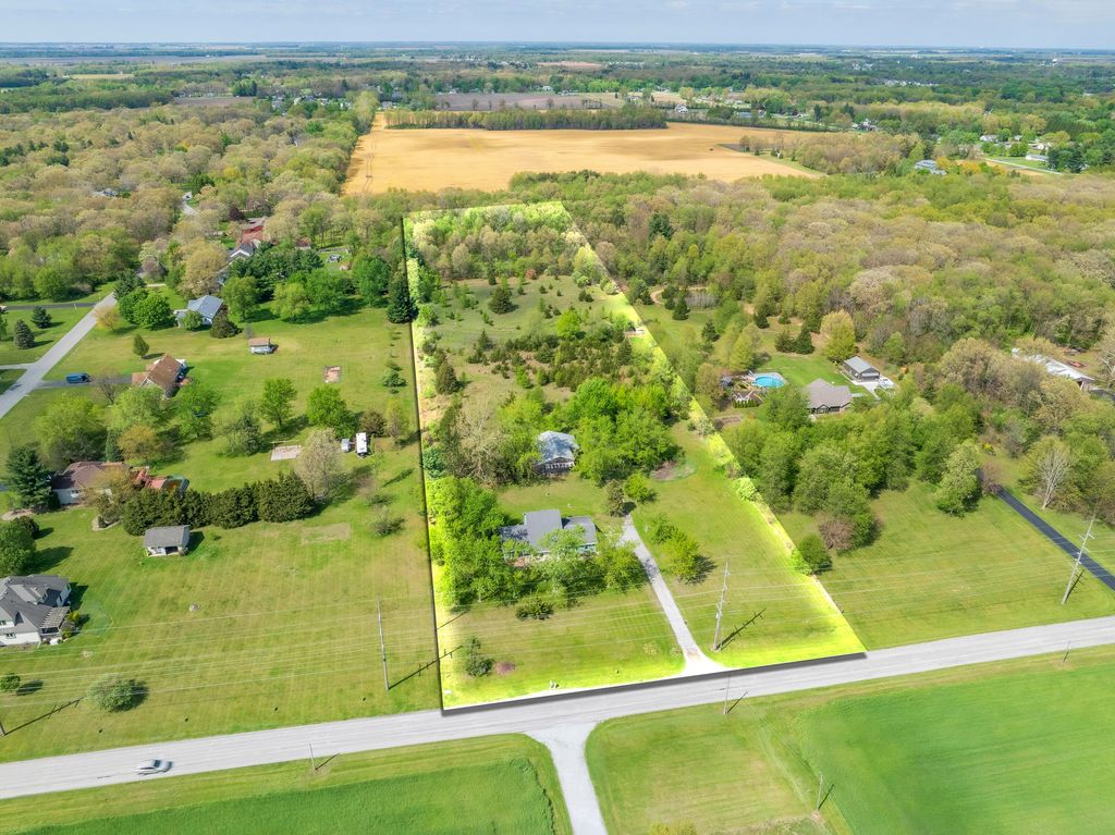 Photo of 9300 W 1100 N, DeMotte, IN 46310 (MLS # 837933)