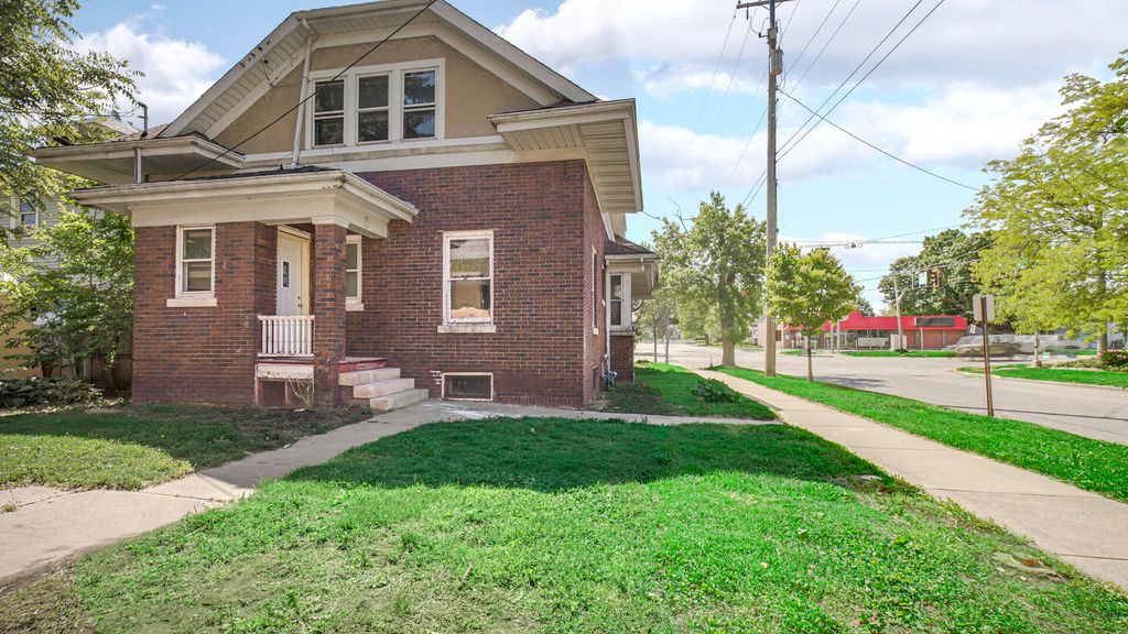 Photo of 101 E Lincolnway, La Porte, IN 46350 (MLS # 839853)