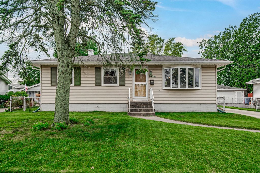 Photo of 9624 O Day Drive, Highland, IN 46322 (MLS # 829380)