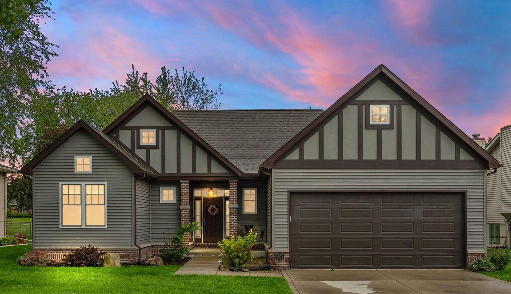 Photo of 3467 Highland Court, Crown Point, IN 46307 (MLS # 832625)