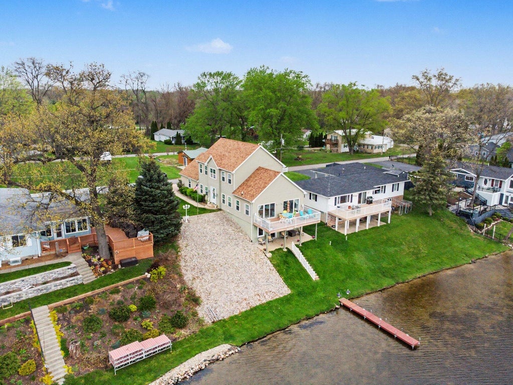 Photo of 107 Lakeview Drive #A, Walkerton, IN 46574 (MLS # 846336)