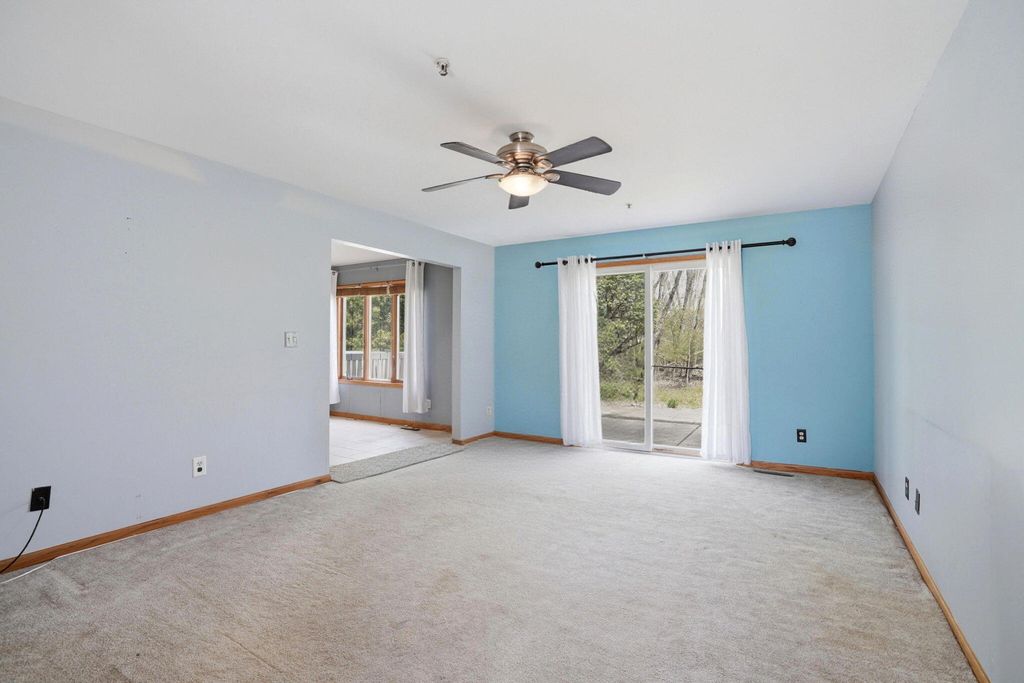 Photo of 1765 Amber Drive, Hobart, IN 46342 (MLS # 837618)