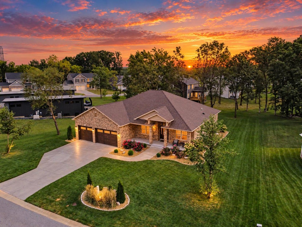 Photo of 45 Mattico Lane, Crown Point, IN 46307 (MLS # 844842)