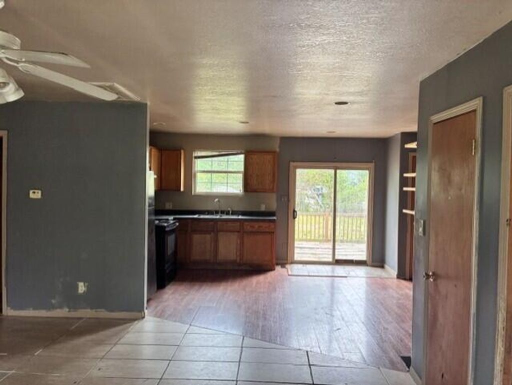 Photo of 1815 W Dawn Drive N, North Judson, IN 46366 (MLS # 839554)
