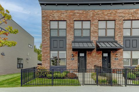 Property photo of 360 N Indiana Avenue, Crown Point, IN 46307