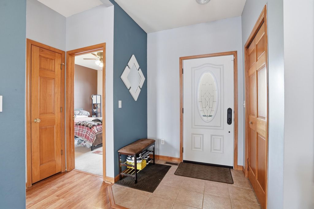 Photo of 4221 Burlwood Drive, Chesterton, IN 46304 (MLS # 836128)