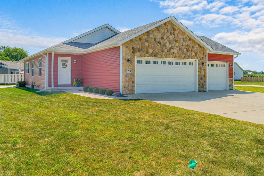 Photo of 179 S Meadow Lane, Wheatfield, IN 46392 (MLS # 833434)