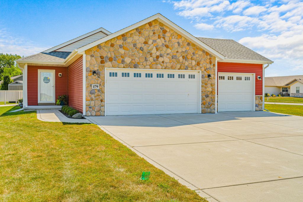 Photo of 179 S Meadow Lane, Wheatfield, IN 46392 (MLS # 833434)