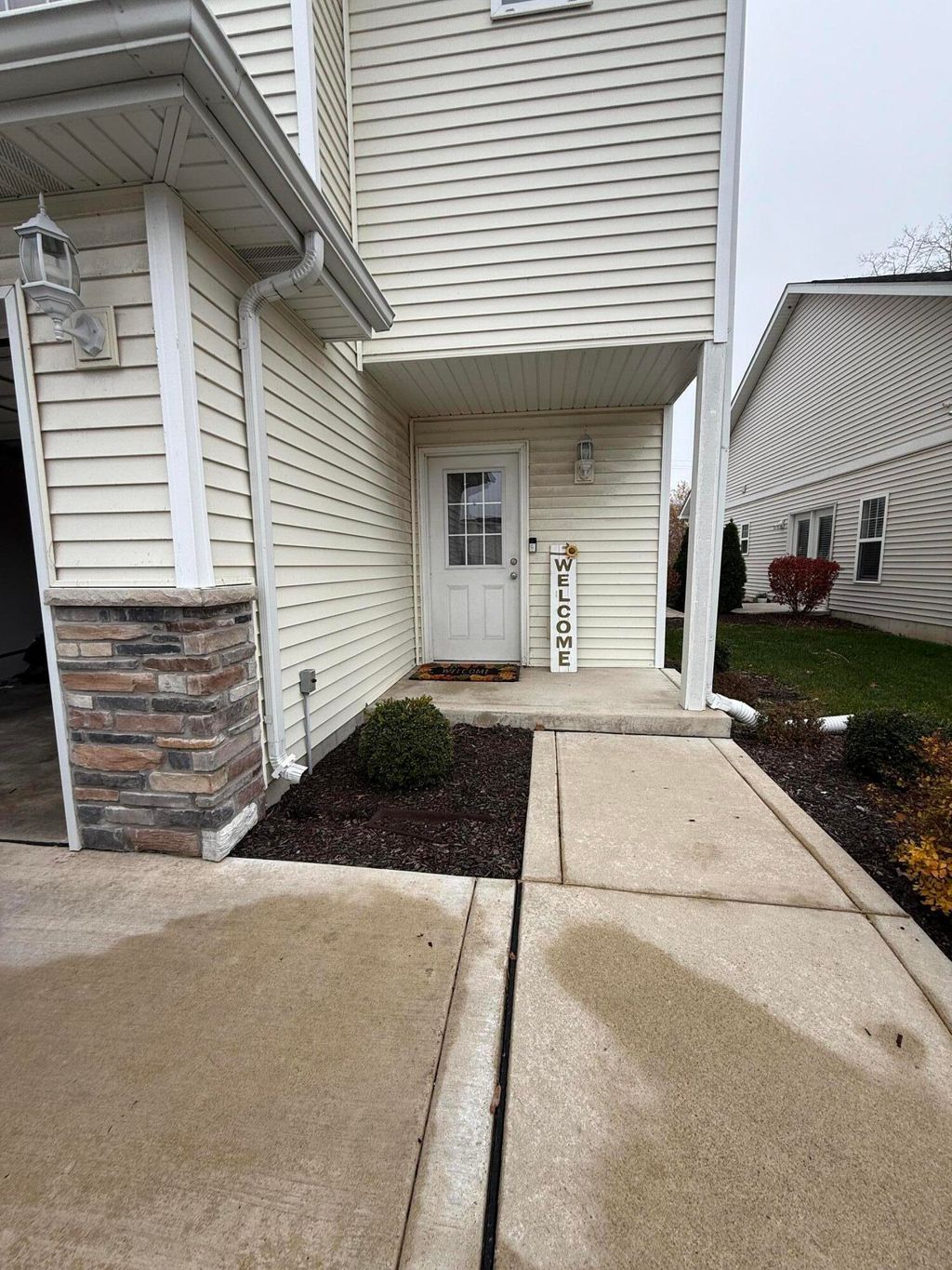 Photo of 103 Summertree Drive, Chesterton, IN 46304 (MLS # 831188)