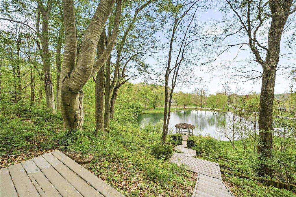 Photo of 718 N Old Suman Road, Valparaiso, IN 46383 (MLS # 838043)