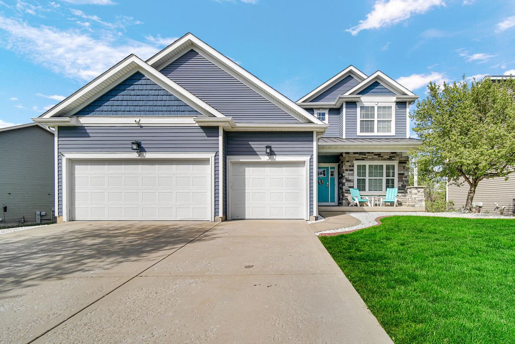 Photo of 853 E Shakespeare Drive, Valparaiso, IN 46383 (MLS # 837985)