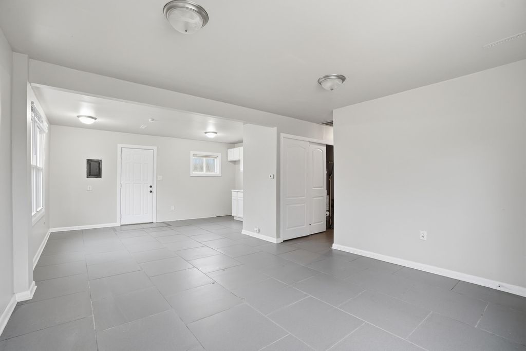 Photo of 1075 Mount Street, Gary, IN 46406 (MLS # 836553)