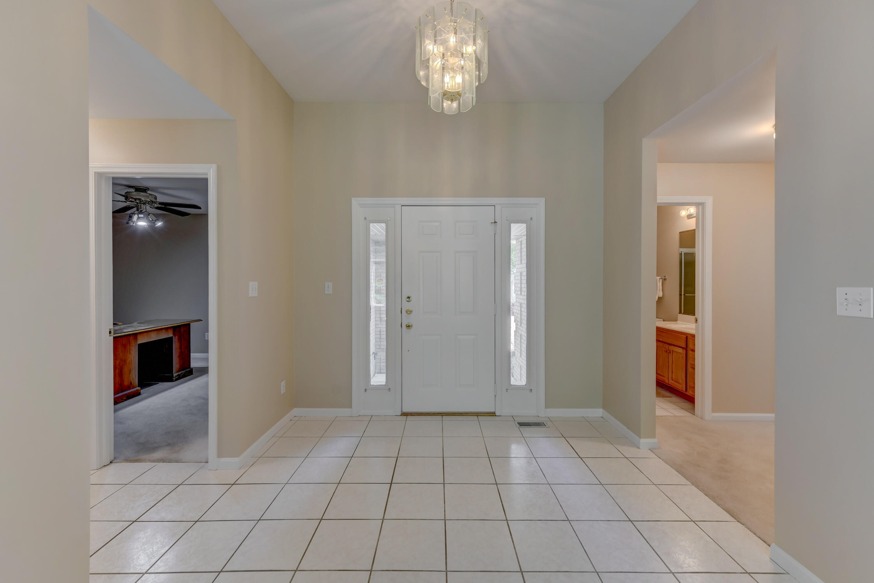626 Rescobie Drive