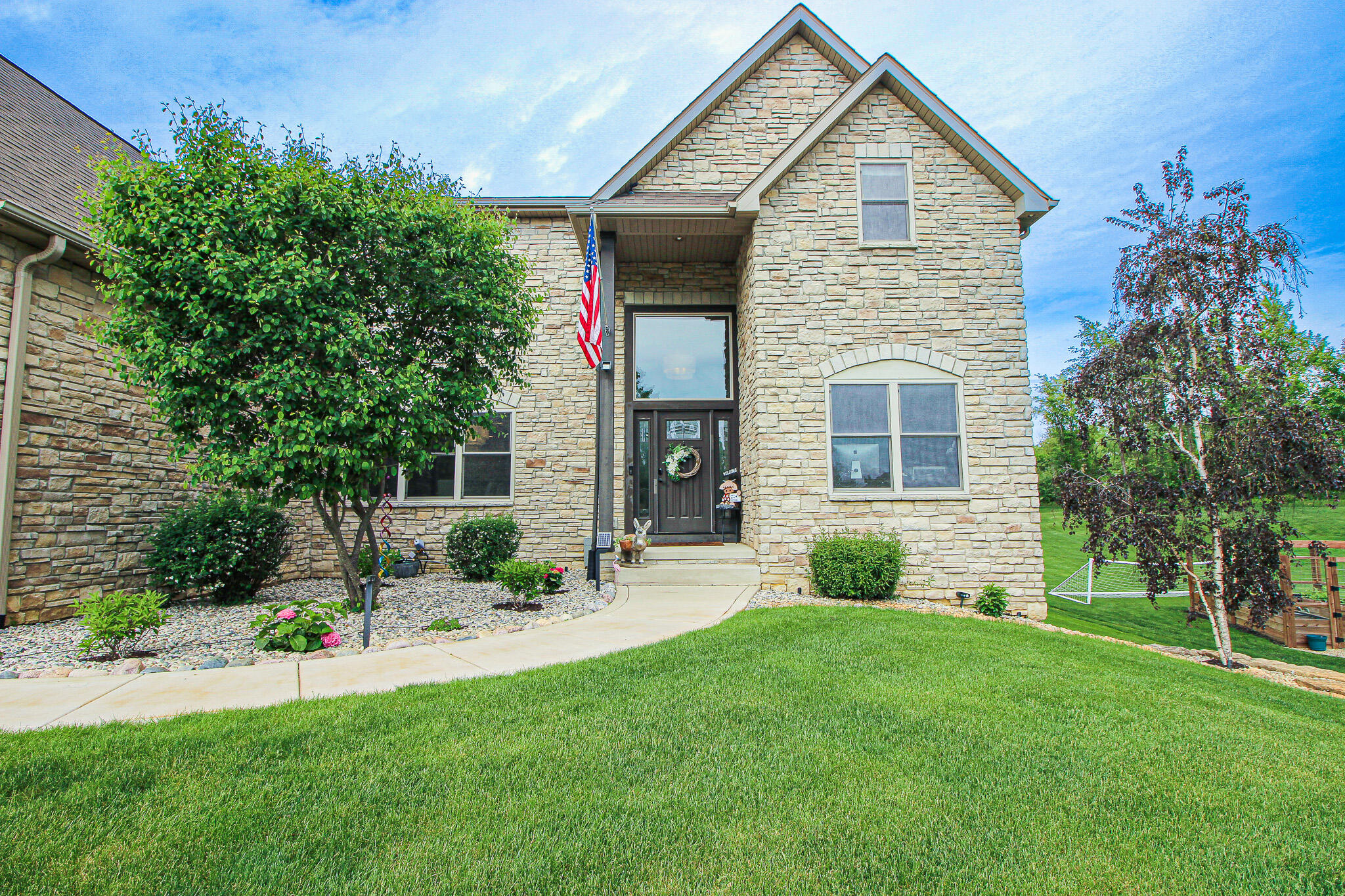 127 Acorn Drive