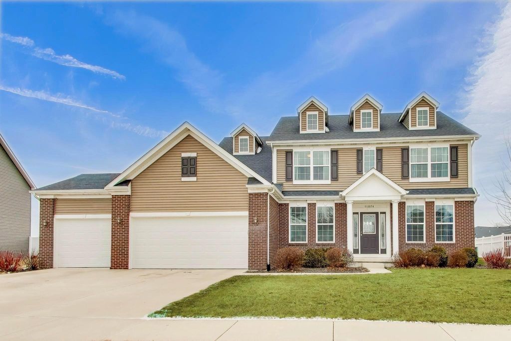 Photo of 11074 Hickory Grove Road, Cedar Lake, IN 46303 (MLS # 834652)