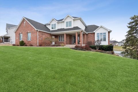 817 Mary Ellen Drive Crown Point IN 46307