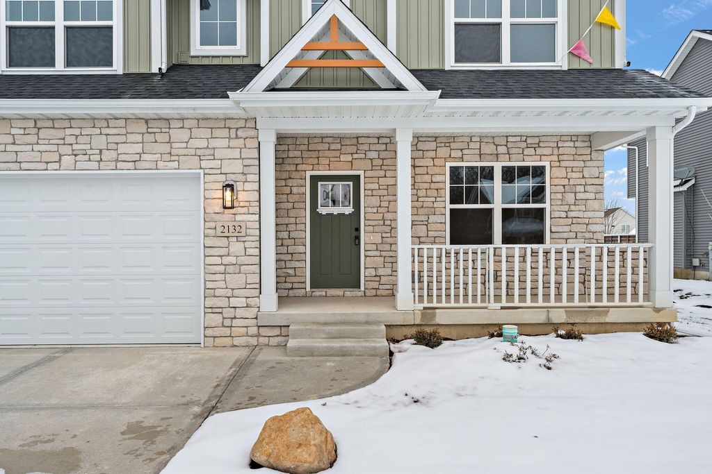 Photo of 2132 Pradera Trail, Chesterton, IN 46304 (MLS # 831731)