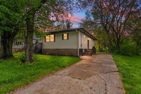 Single Family Residence in Gary IN 2449 Taft Street.jpg