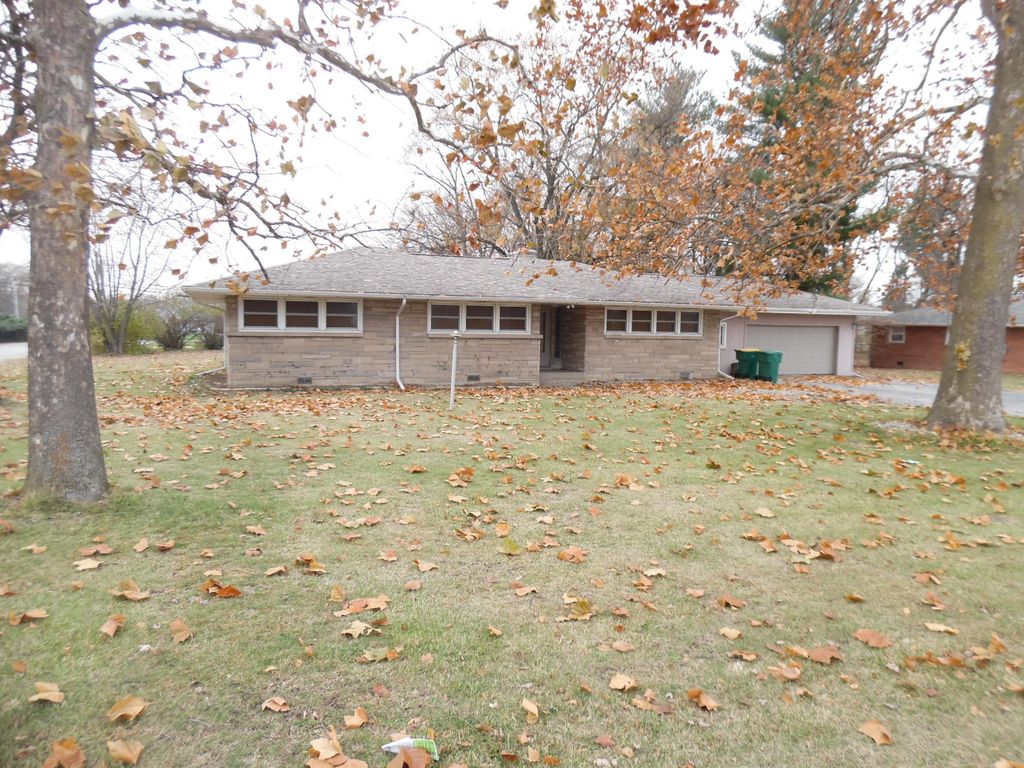 Photo of 7710 Madison Street, Merrillville, IN 46410 (MLS # 831151)