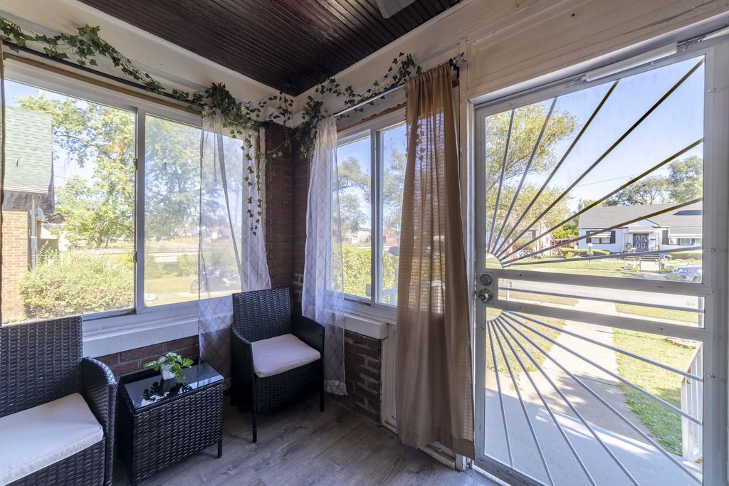 Photo of 314 Cleveland Street, Gary, IN 46404 (MLS # 835455)