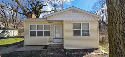 801 N Shelby Street, Gary, IN 46403 - #: 833850