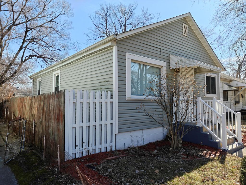 Photo of 293 Calhoun Street, Gary, IN 46406 (MLS # 838050)