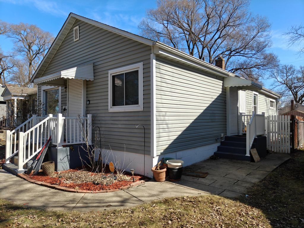 Photo of 293 Calhoun Street, Gary, IN 46406 (MLS # 838050)