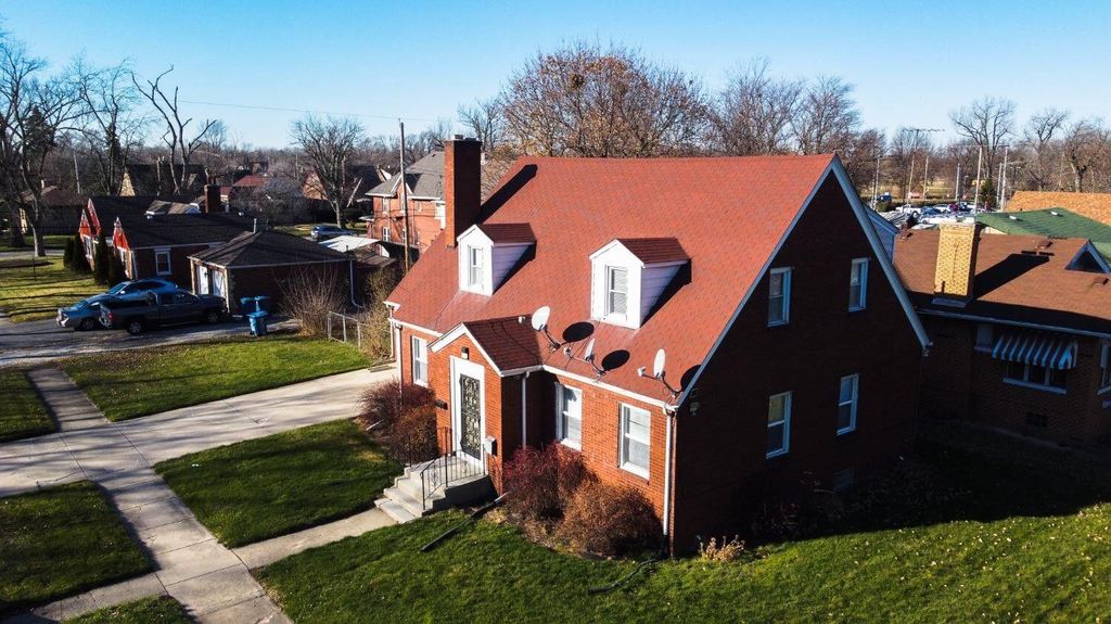 Photo of 200 W 36th Place, Gary, IN 46408 (MLS # 834431)