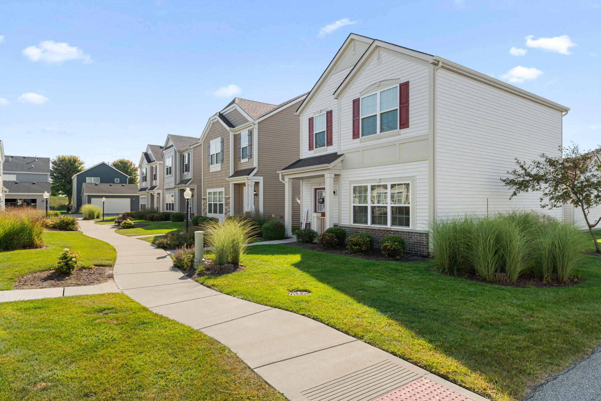 Crown Point, Indiana 46307, United States, 3 Bedrooms Bedrooms, ,3 BathroomsBathrooms,Residential,Active,211899
